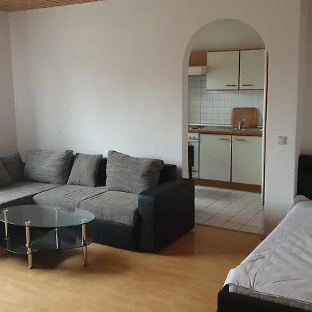 Schones 1 Mit Parkplatz Neukirch (Tubingen)